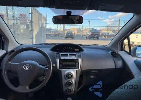 2007 Toyota Yaris z USA, uszkodzony, nr VIN JTDJT923475077619